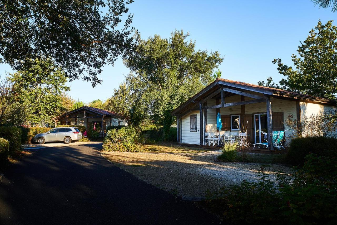 Les Cottages Du Lac Parentis-en-Born Eksteriør bilde
