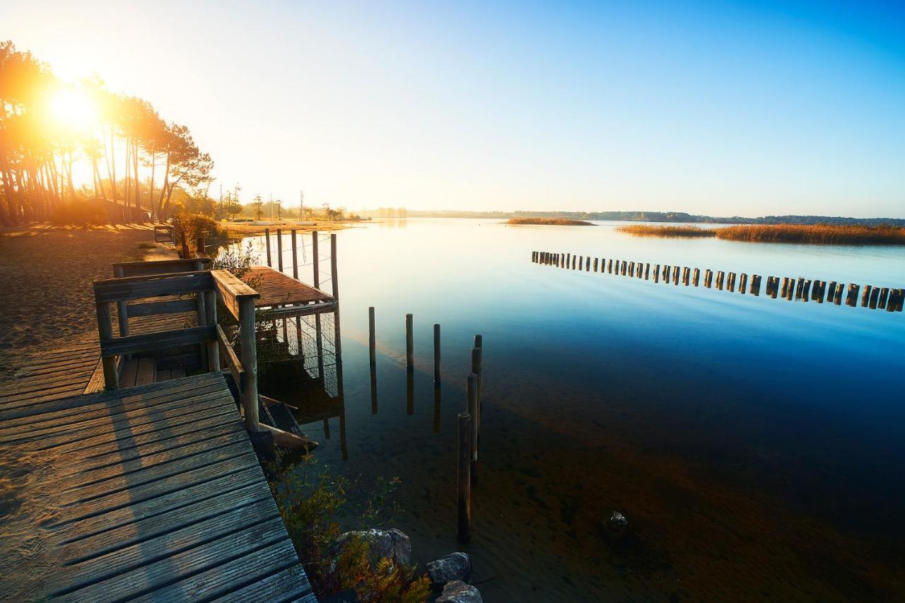 Les Cottages Du Lac Parentis-en-Born Eksteriør bilde